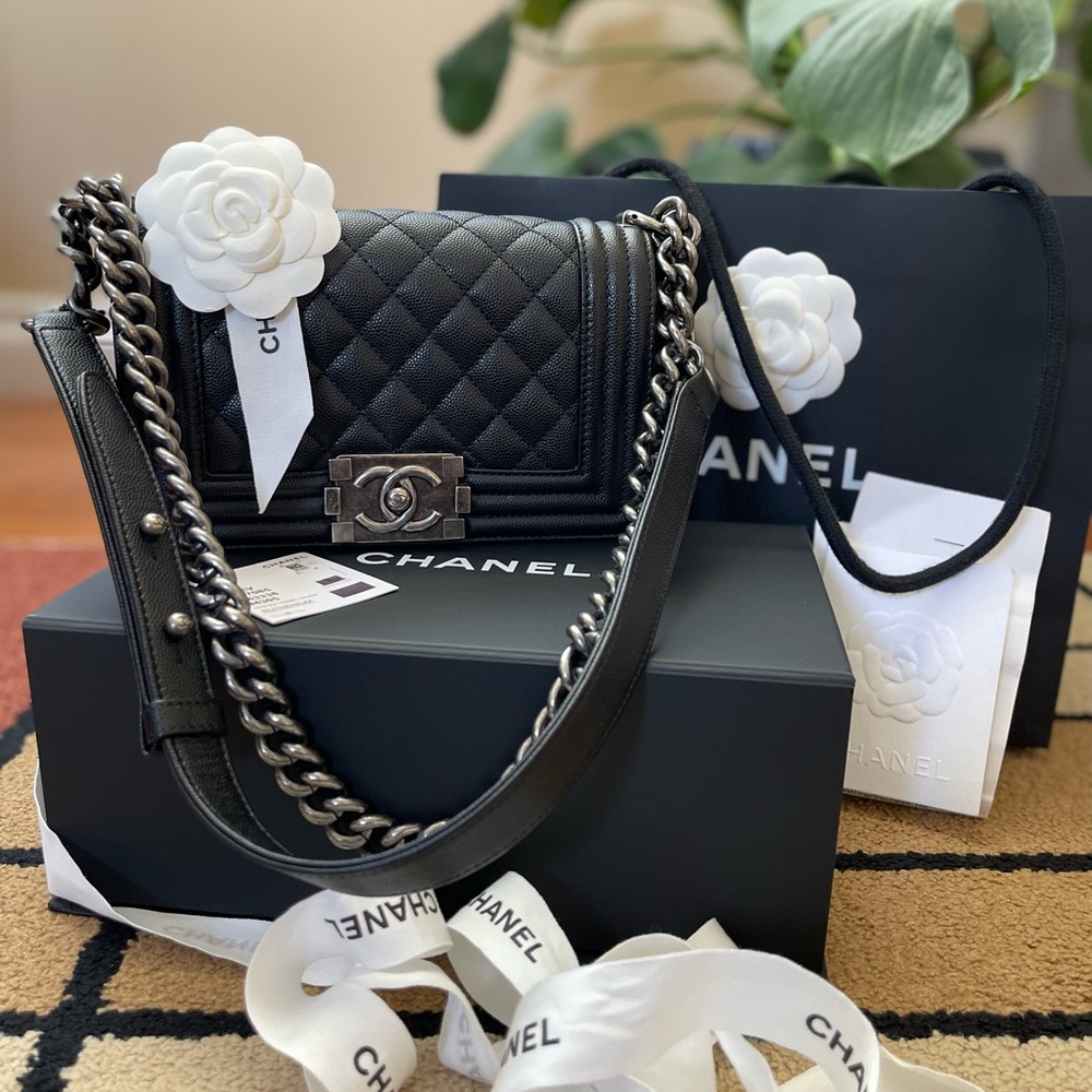 Chanel boy small bag caviar leather